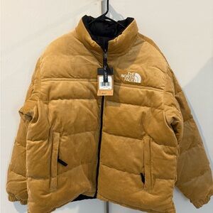 The North Face 92 Nuptse Reversible Jacket Almond Butter/Black Size XL